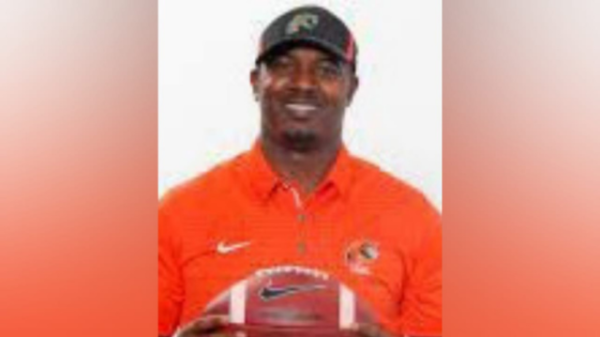 Coach-Willie-Simmons-640x360