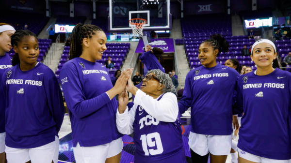 Opal Lee and TCU basketball players