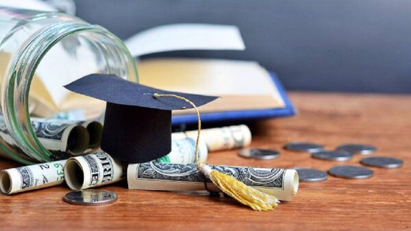 Top 10 Online Scholarships