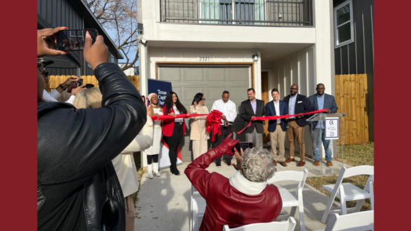 Ribbon cutting ceremony for CK Management Services