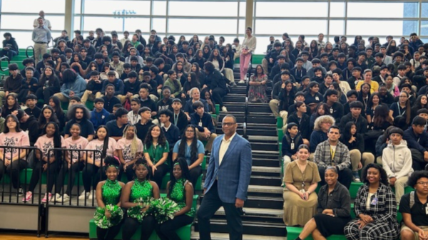 Congressman Marc Veasey and 8th grade